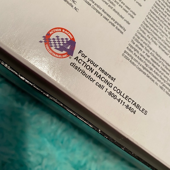 Limited Edition Jeff Gordon Collectable - Picture 6 of 6